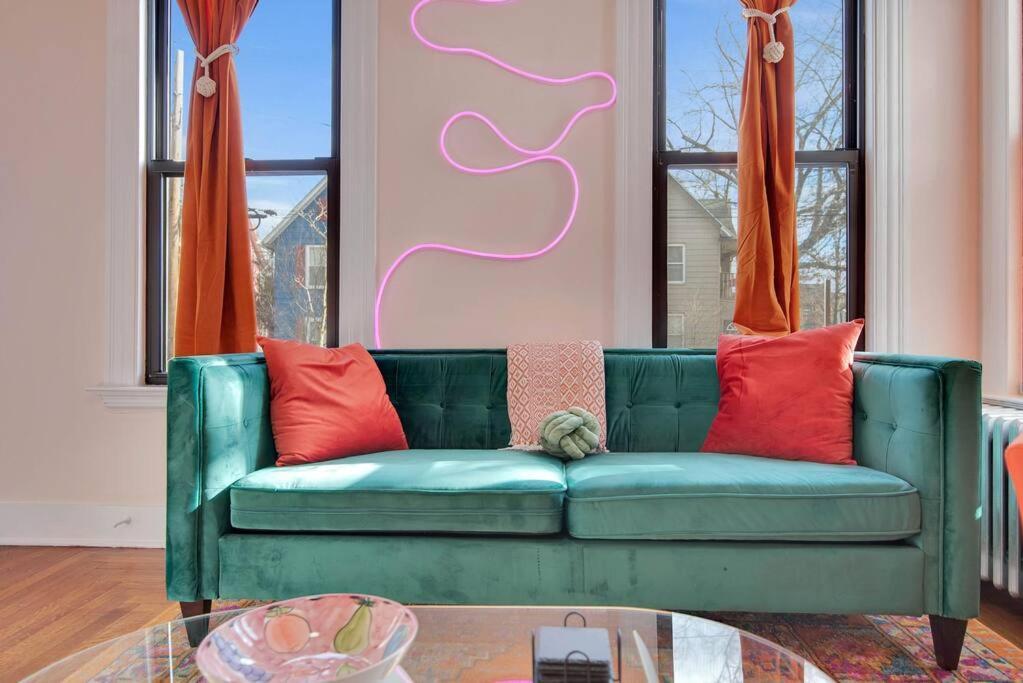 Peachy Paradise In East Rock Near Dt/Yale New Haven Exteriér fotografie